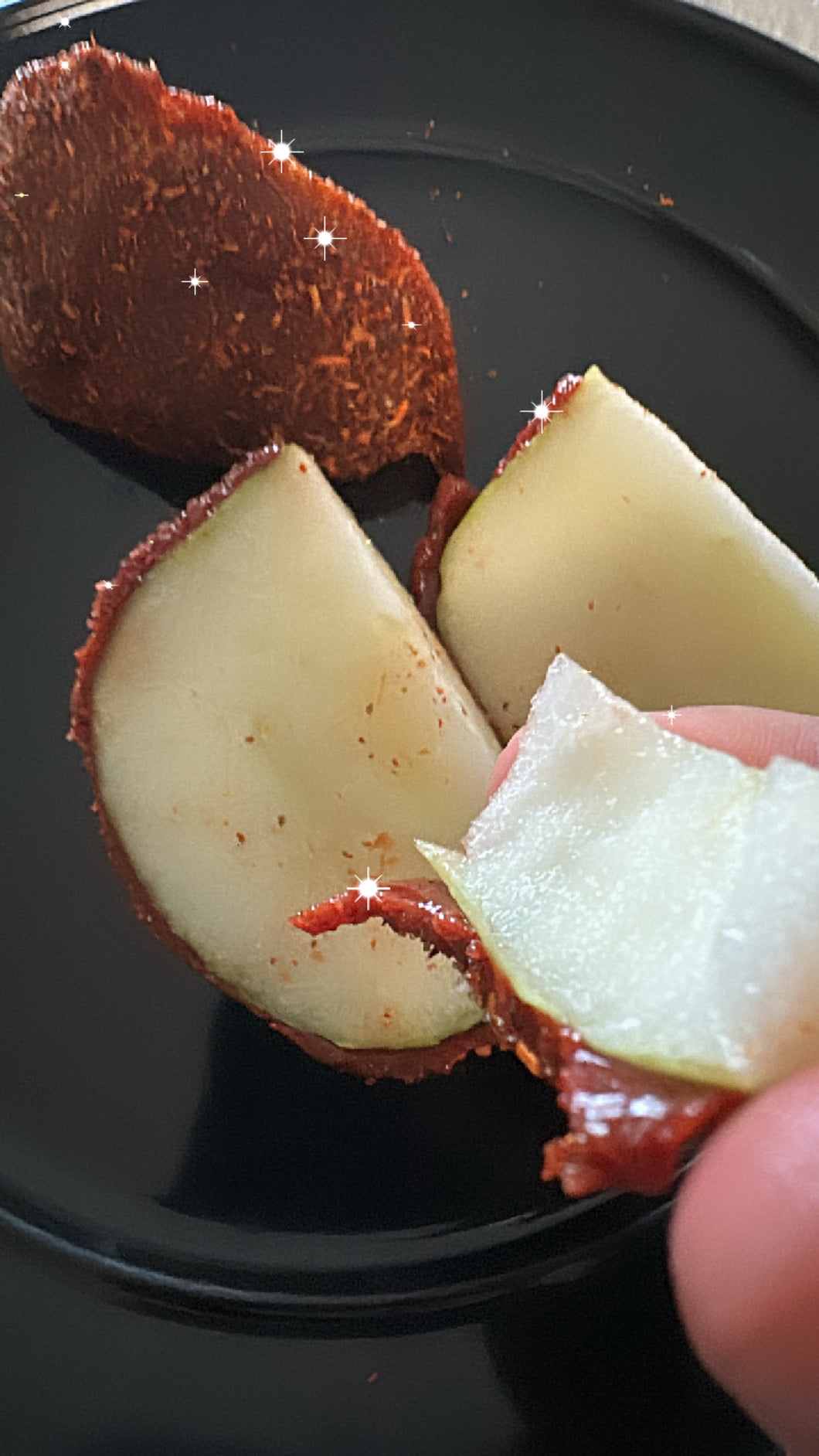 TAJIN APPLE