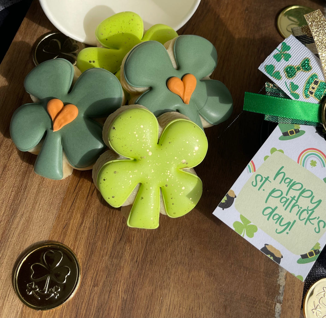CLOVERS CAULDRON